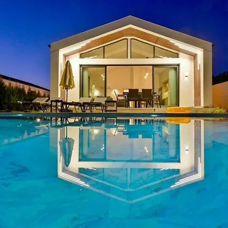 Odella 2 - Luxury For 6 In Zorlar, Seydikemer 빌라 *