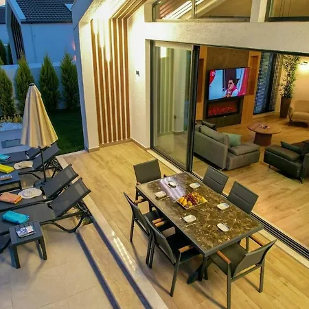Odella 2 - Luxury For 6 In Zorlar, Seydikemer