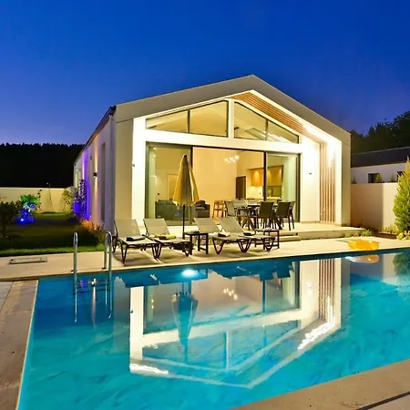 Odella 2 - Luxury For 6 In Zorlar, Seydikemer *